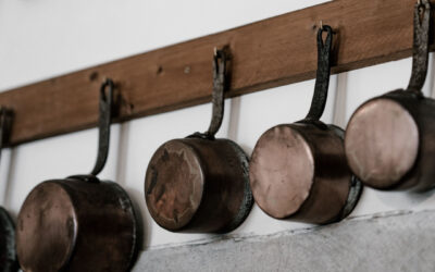 Pots and Pans – How to Correctly Dispose of Them During a Clearance
